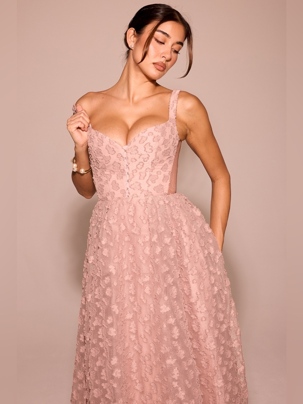 House of CB French Rose Jacquard Sweetheart Neckline Midi Dress B1171
